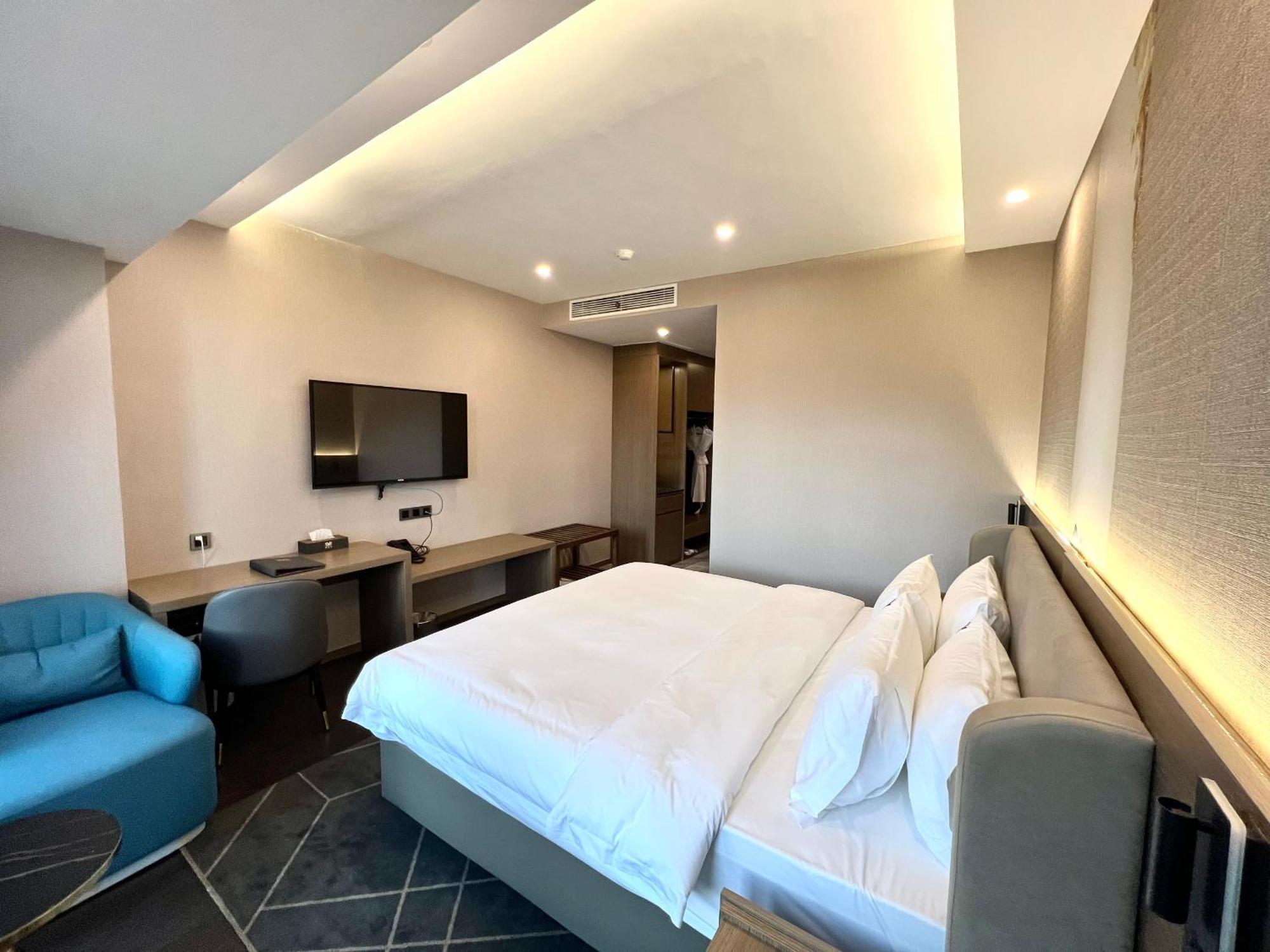 Wah Fu Hotel Хошимин Екстериор снимка