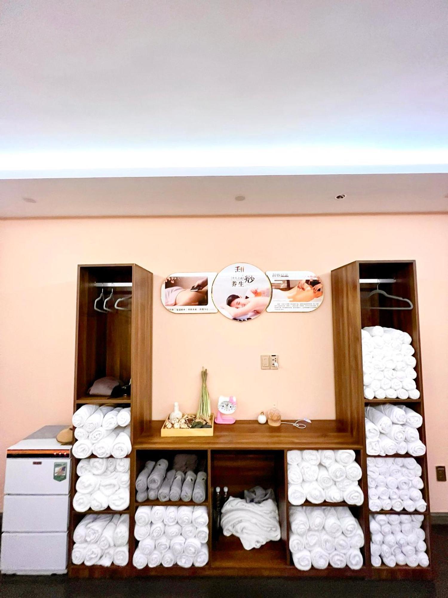 Wah Fu Hotel Хошимин Екстериор снимка